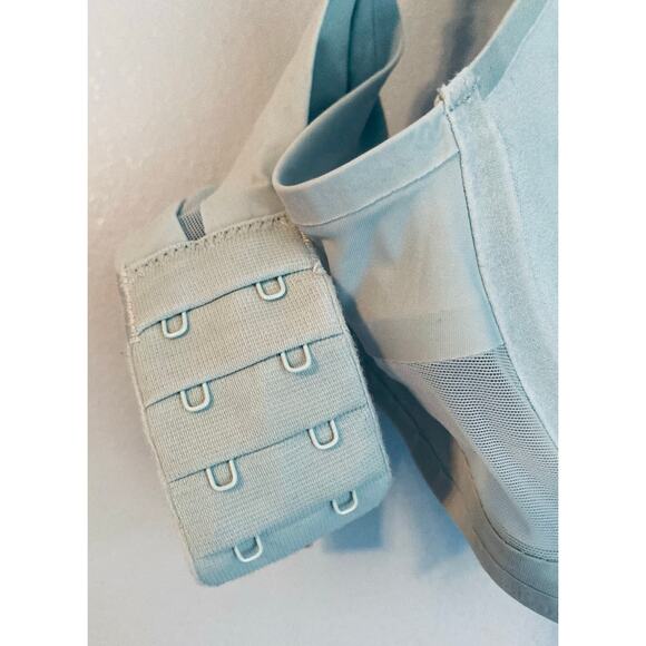 Victoria's Secret Push Up Bra Uplift Plunge Green 34D NWOT - Picture 6 of 9